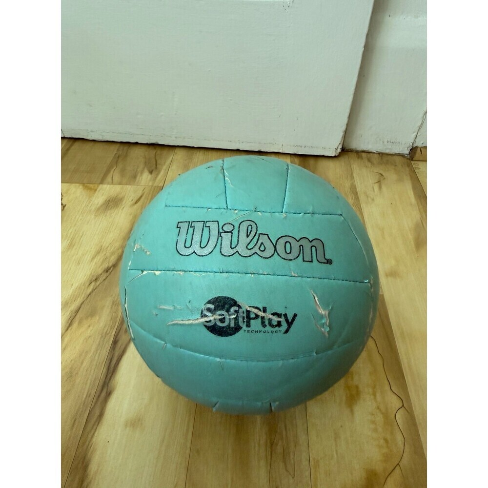 Wilson Soft Play Volleyball – Light Blue – Lightweight Practice Ball